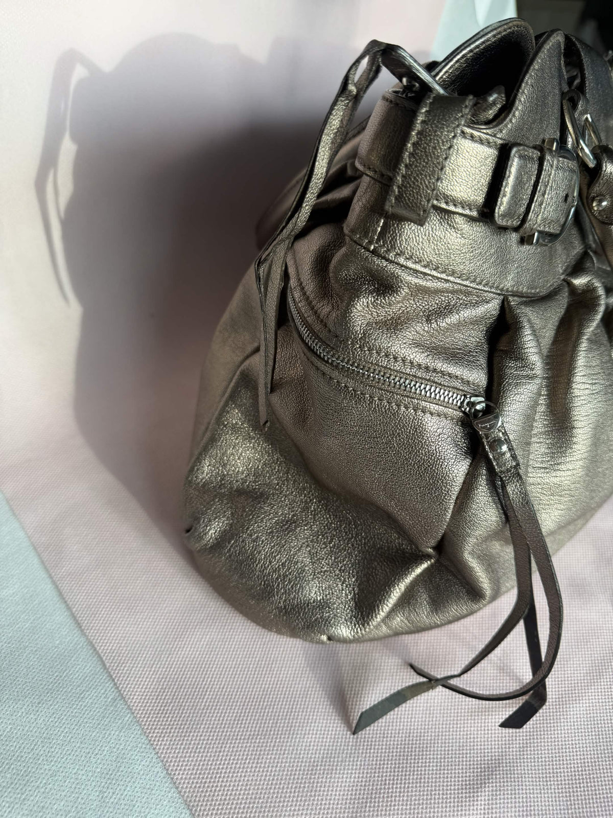 Sac Salvatore Ferragamo Gris Argenté